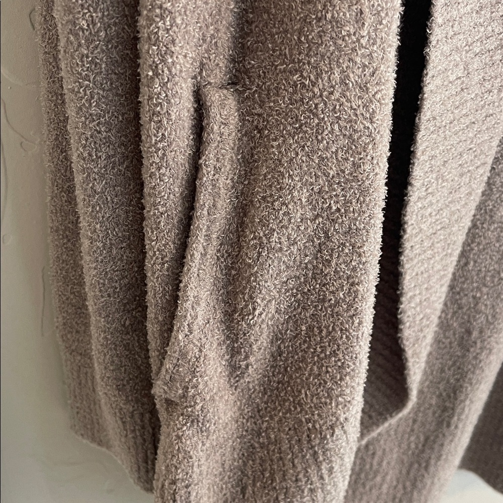 Barefoot dreams cardigan - Picture 4 of 4